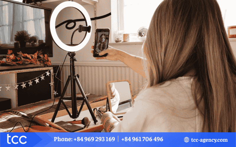 TikTok bao nhiêu follow thì được tiền