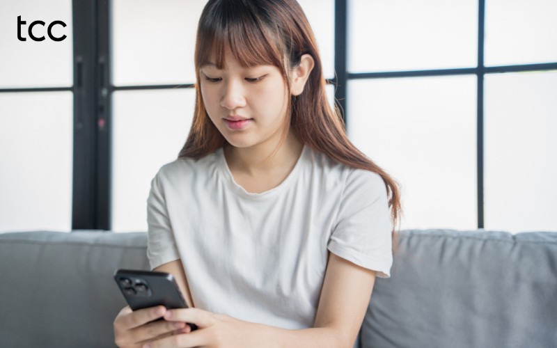 dép lào trên tiktok nghĩa là gì